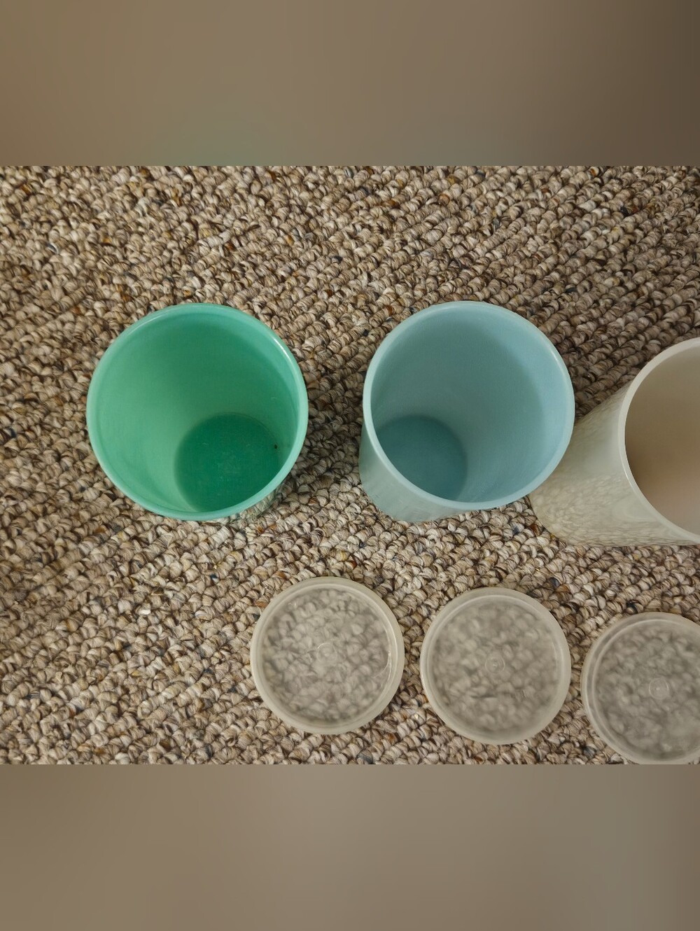Tupperware Pastel Cups - Picture 5 of 9